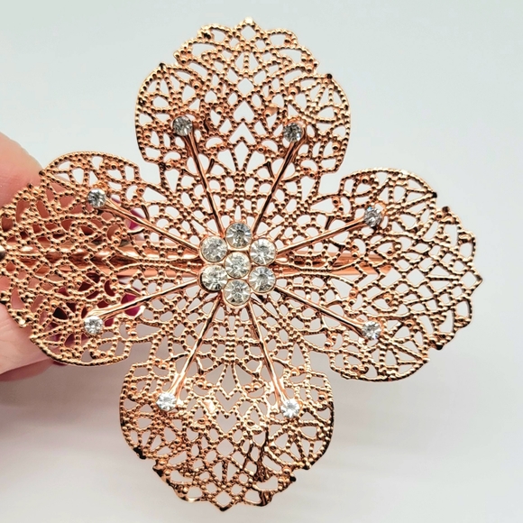 LARGE Rose Gold Metal and Crystal Flower Hair Piece with Alligator Clip - Picture 4 of 8